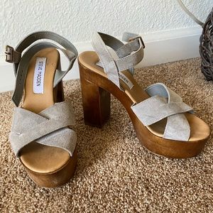 Steve Madden gray chunk heel sandals